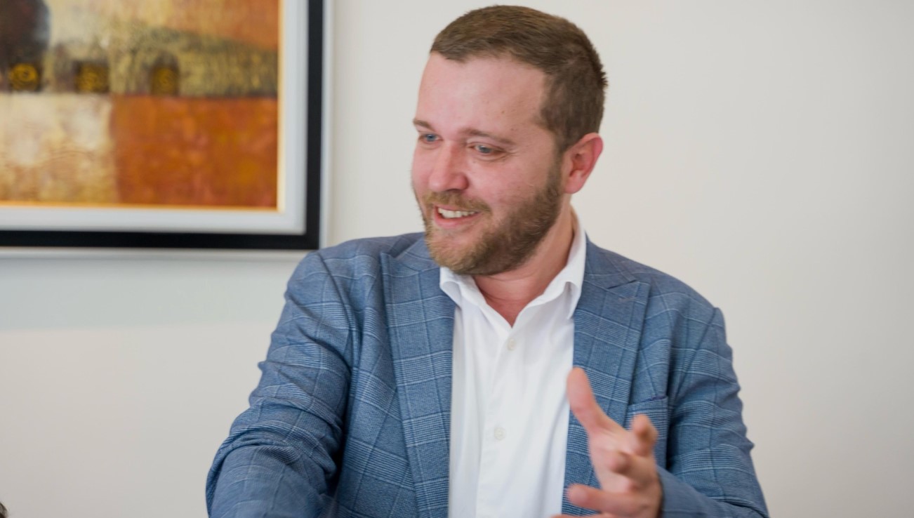 Polemika në Delvinë për zyrën elektorale të PS, Ardit Bido reagon pas denoncimit të PD