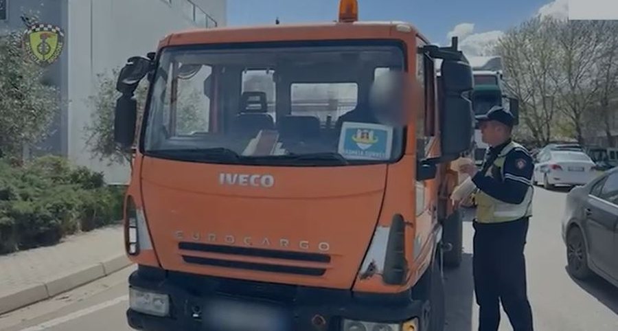 Policia Rrugore kontroll 200 automjeteve, ndëshkohen 93 drejtues mjetesh