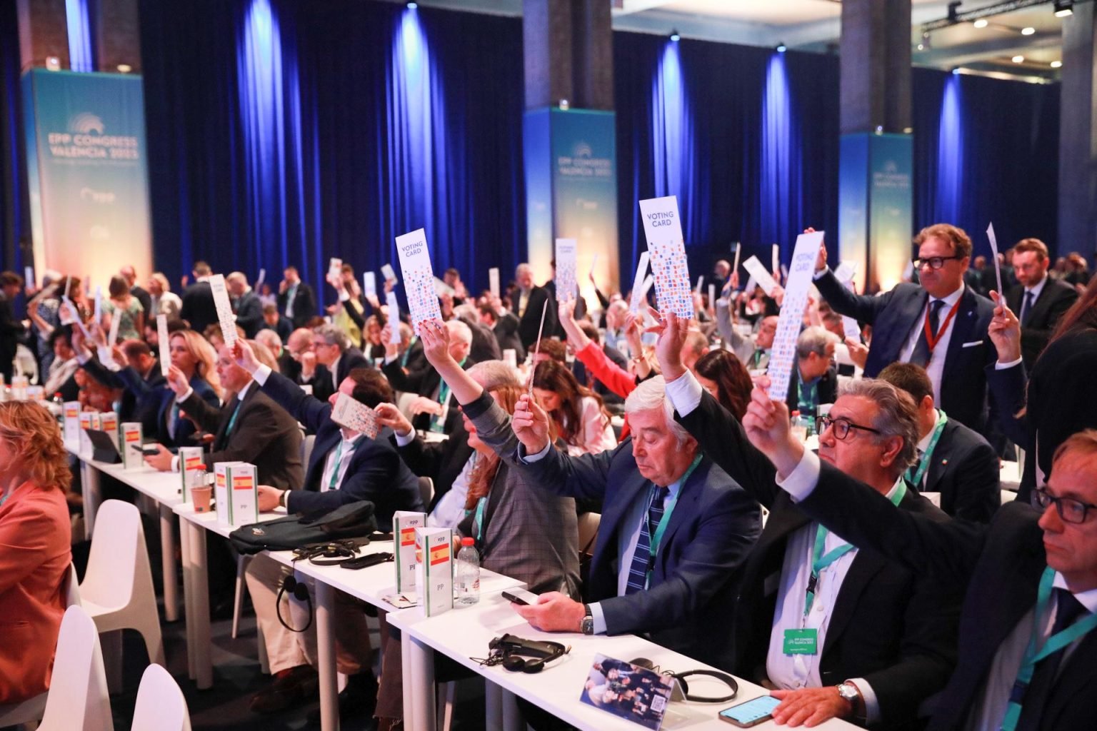 PPE miraton unanimisht Rezolutë Urgjente: Zgjedhjet dhe demokracia në Shqipëri janë të kërcënuara nëse nuk ndërhyjnë BE dhe institucionet e tjera