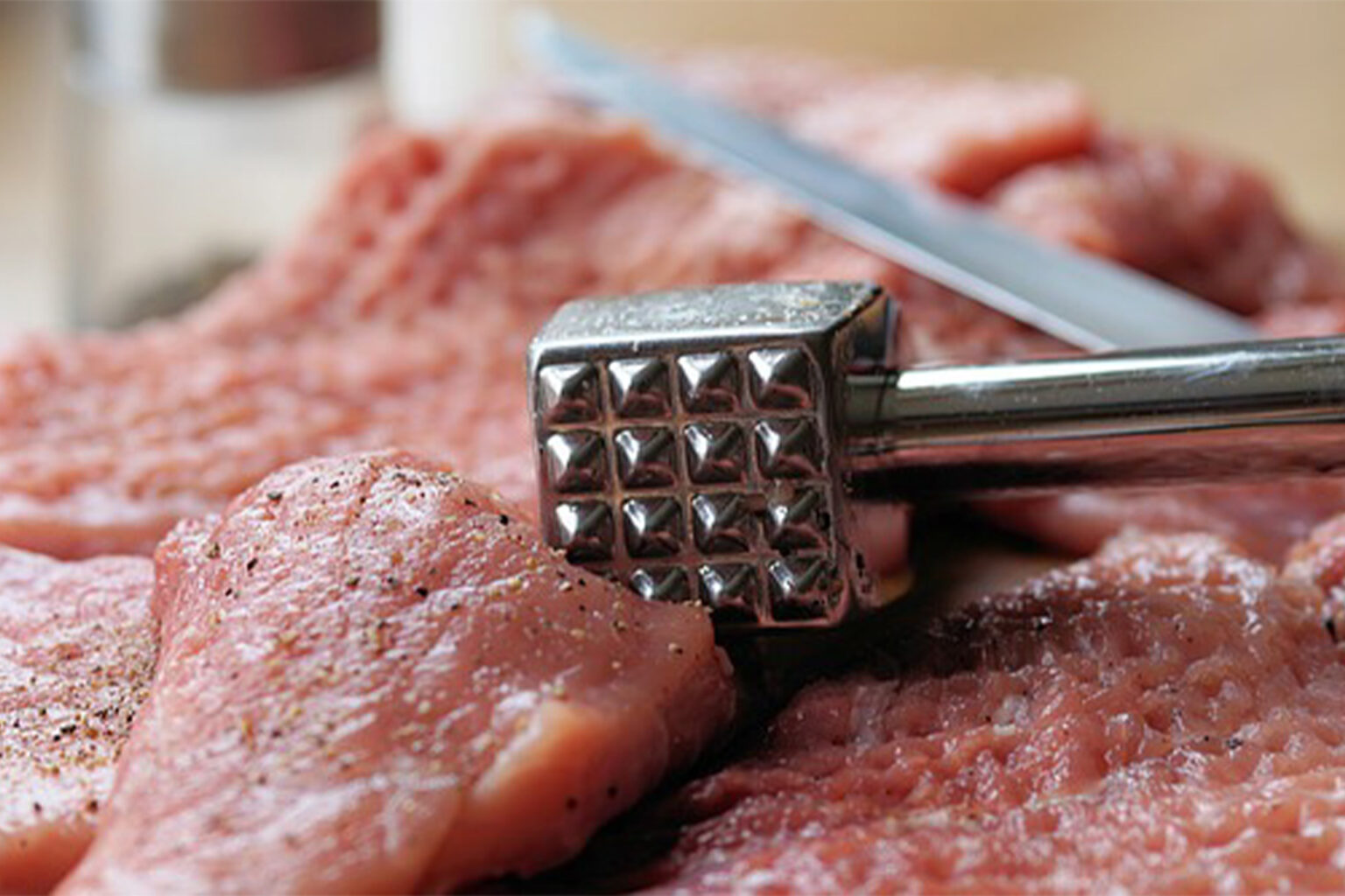 Pritet rritja e çmimit të mishit