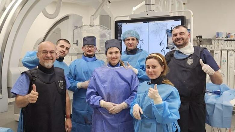 “Procedura e trombektomisë”/ Realizohet me sukses procedura urgjente për qarkullimin normal të gjakut në Spitalin e…