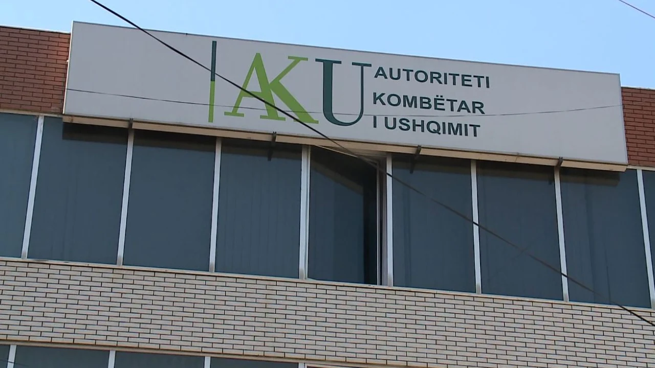 Qumësht me aflotoksinë, AKU e konfirmon: Është konsumuar edhe në Vlorë