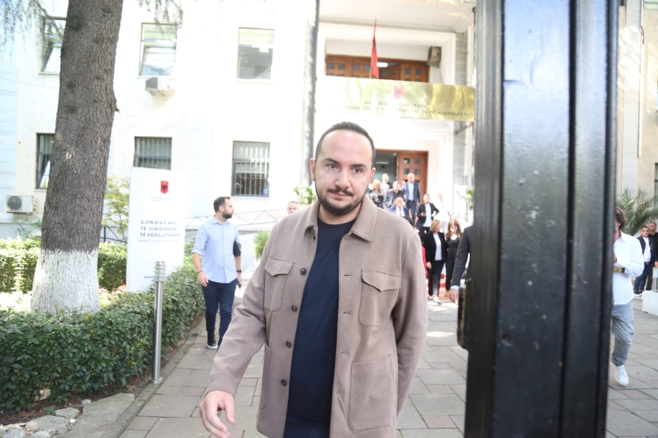 ‘Rama kopjoi programin e opozitës’, Salianji: Pensionet e pagat nuk rriten me resorte, por me çlirimin e ekonomisë