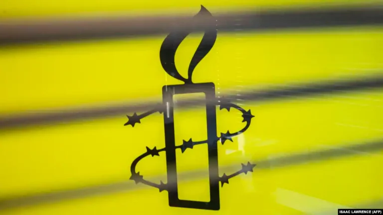 Raporti për të drejtat e njeriut: AI përmend ligjet që s’i kaloi Kuvendi i Kosovës