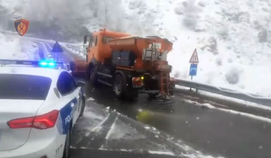 Reshtej e borës, Policia e Shtetit apelon për KUJDES TË SHTUAR për drejtuesit e automjeteve në Dibër, Kukës dhe Shkodër