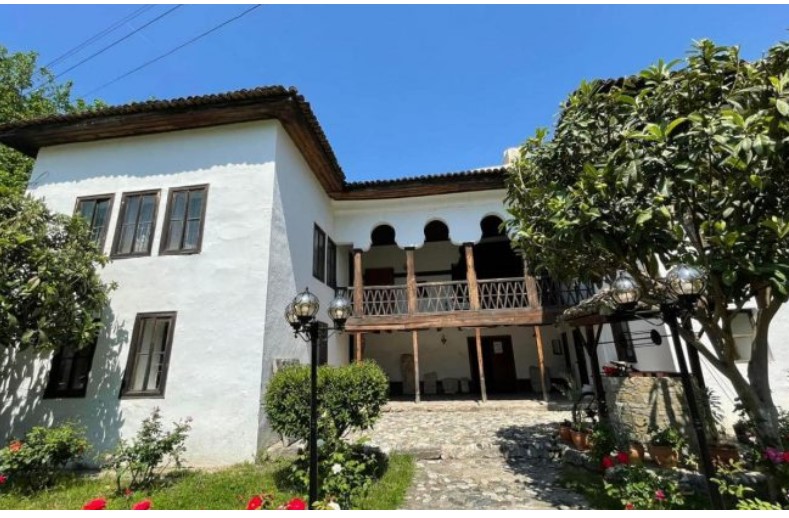 Rihapet për vizitorët pas punimeve restauruese Muzeu Etnografik i Elbasanit