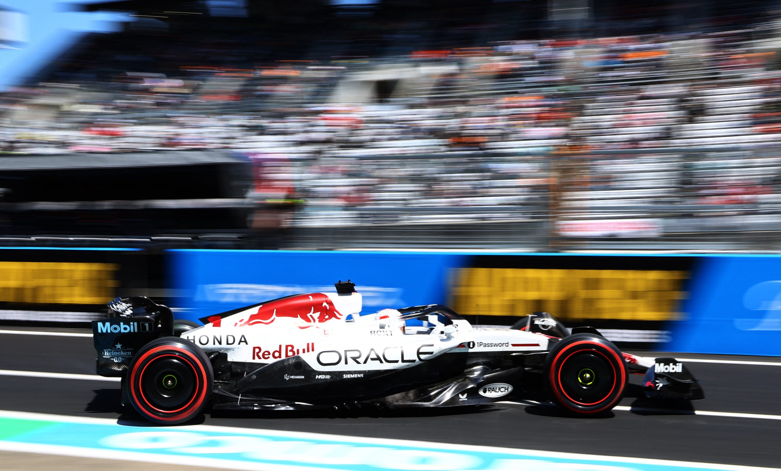 Rikthehet Verstappen, kampioni i botës siguron “pole” në Japoni, ndjekin McLaren e Ferrari