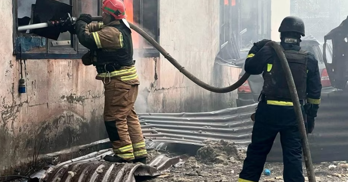 Rusia bombardon qytetin e lindjes së Zelenskyy-t, humbin jetën 14 persona