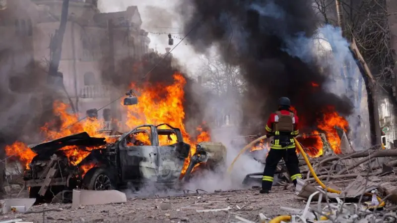 Rusia godet me raketa qytetin ukrainas, 31 të vrarë, mes tyre fëmijë