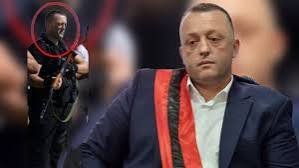 Sarajet e pushtetit të Agron Malajt e rrënojat e popullit’/ Vata: Pushtetarët e korruptuar, jetë përrallore. 11 maji, shans historik për Matin