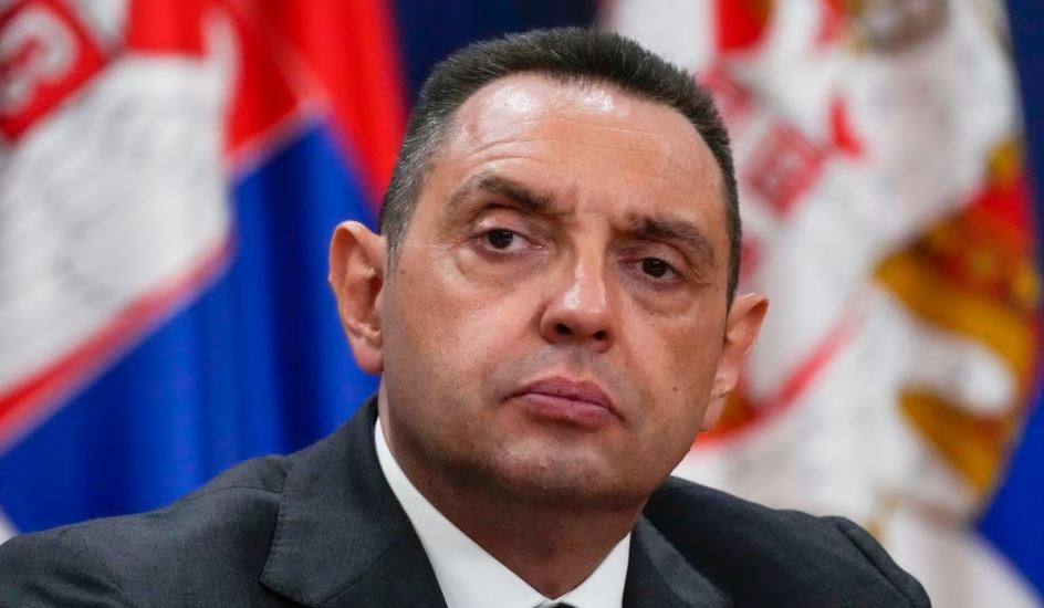 Serbi/ Drejtori i BIA-s vendoset nën sanksione, i ndalohet hyrja në çdo vend të Bashkimit Evropian