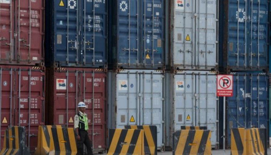 SHBA/ Doganat mbledhin të ardhurat nga 10 % i vendosur nga Trump