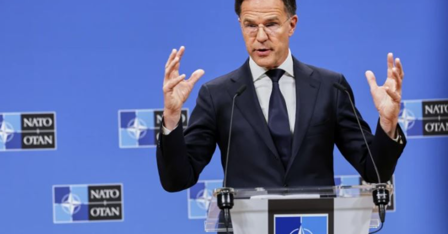 Shefi i NATO-s: Rusia mund të vendosë armë bërthamore në hapësirë