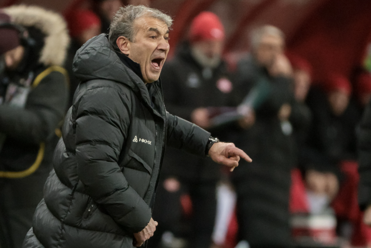 Shënon gol dhe merr karton të kuq për herë të dytë, trajnerI i Rubin Kazan bisedon me Mirlind Dakun: Duhet të kontrollosh emocionet