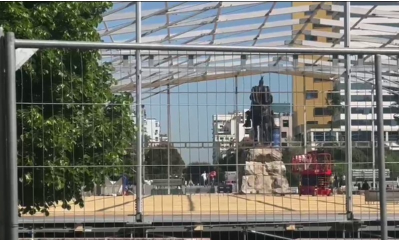 Sheshi “Skënderbej” bëhet gati për Samitin e Komunitetit Politik Europian