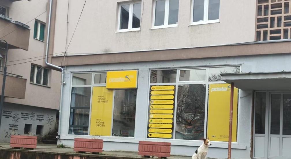 Shpërthen një granatë dore brenda Postës së Kosovës në Zveçan