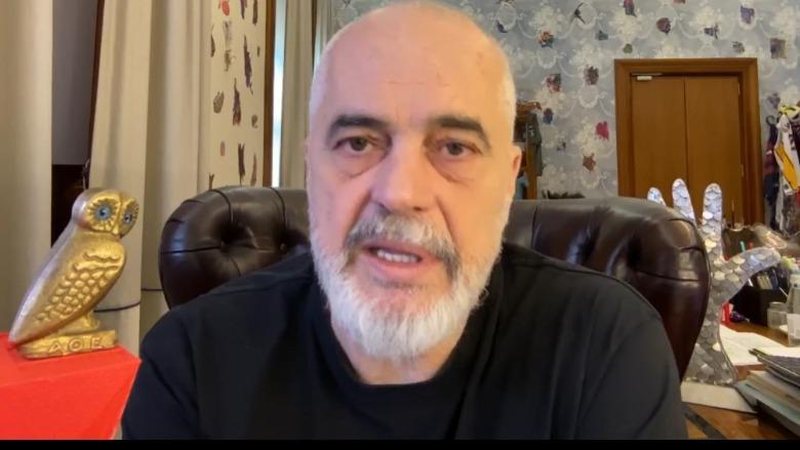 “Si mund të besojnë njerëzit në kënetë”/ Rama ironizon PD-në: Programi i Madhështisë është një farsë e madhe