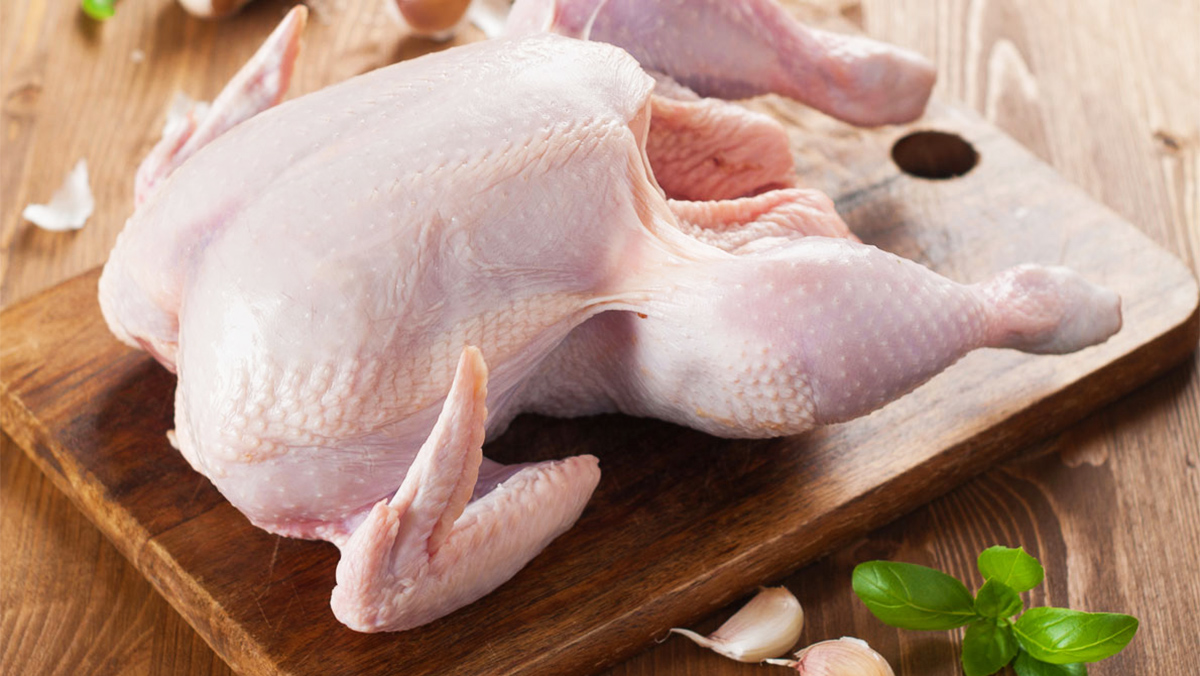 Si të Dalloni Nëse Pula që Blini Është e Skaduar