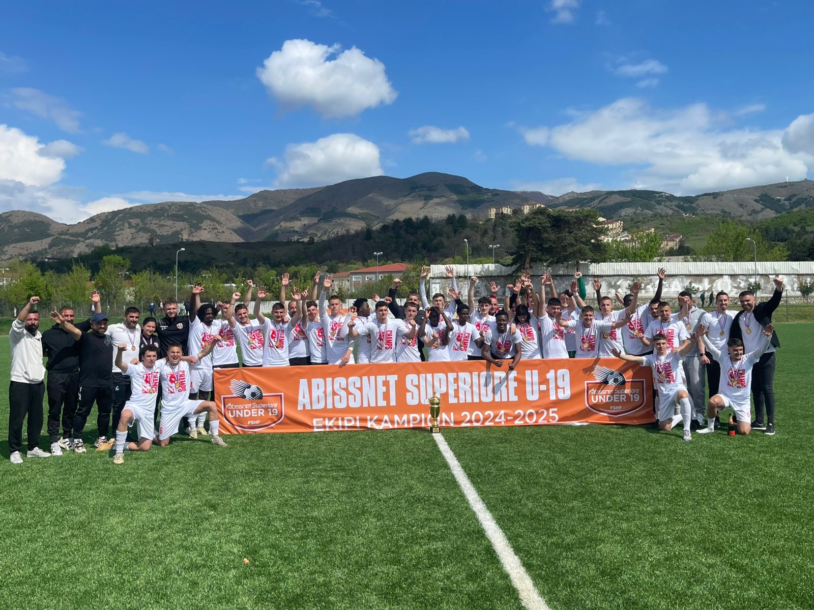 Skënderbeu mund Partizanin dhe do të përfaqësojë Shqipërinë në UEFA Youth League