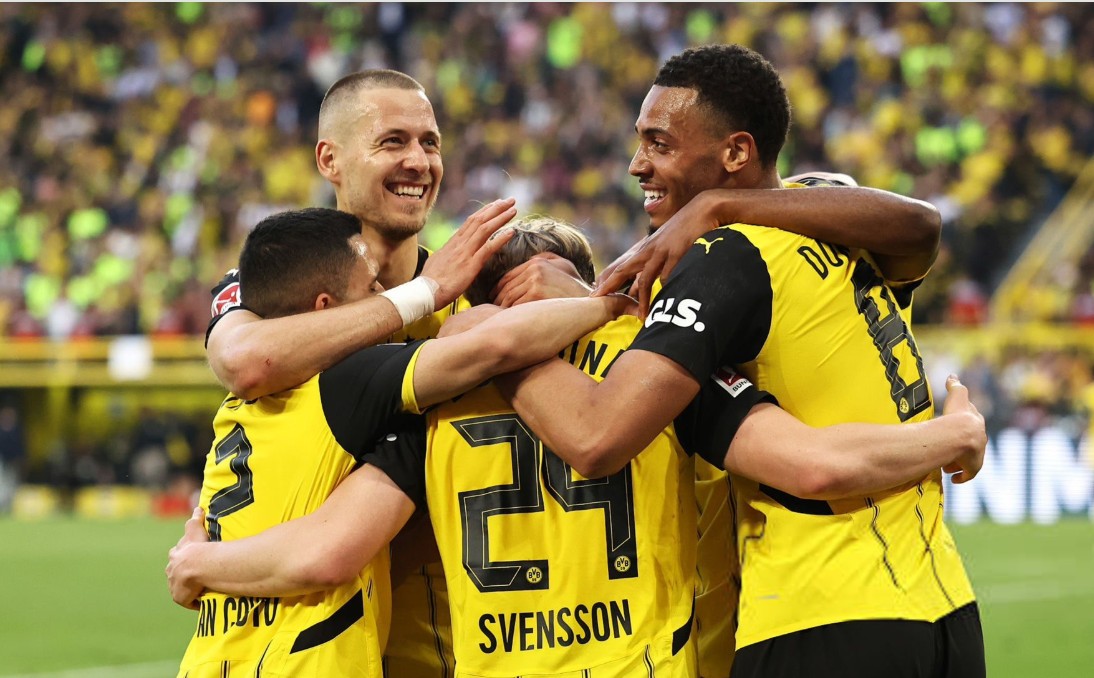 Spektakël në “Signal Iduna Park”, fiton Dortmund dhe “bileta” për Champions është vetëm 4 pikë larg