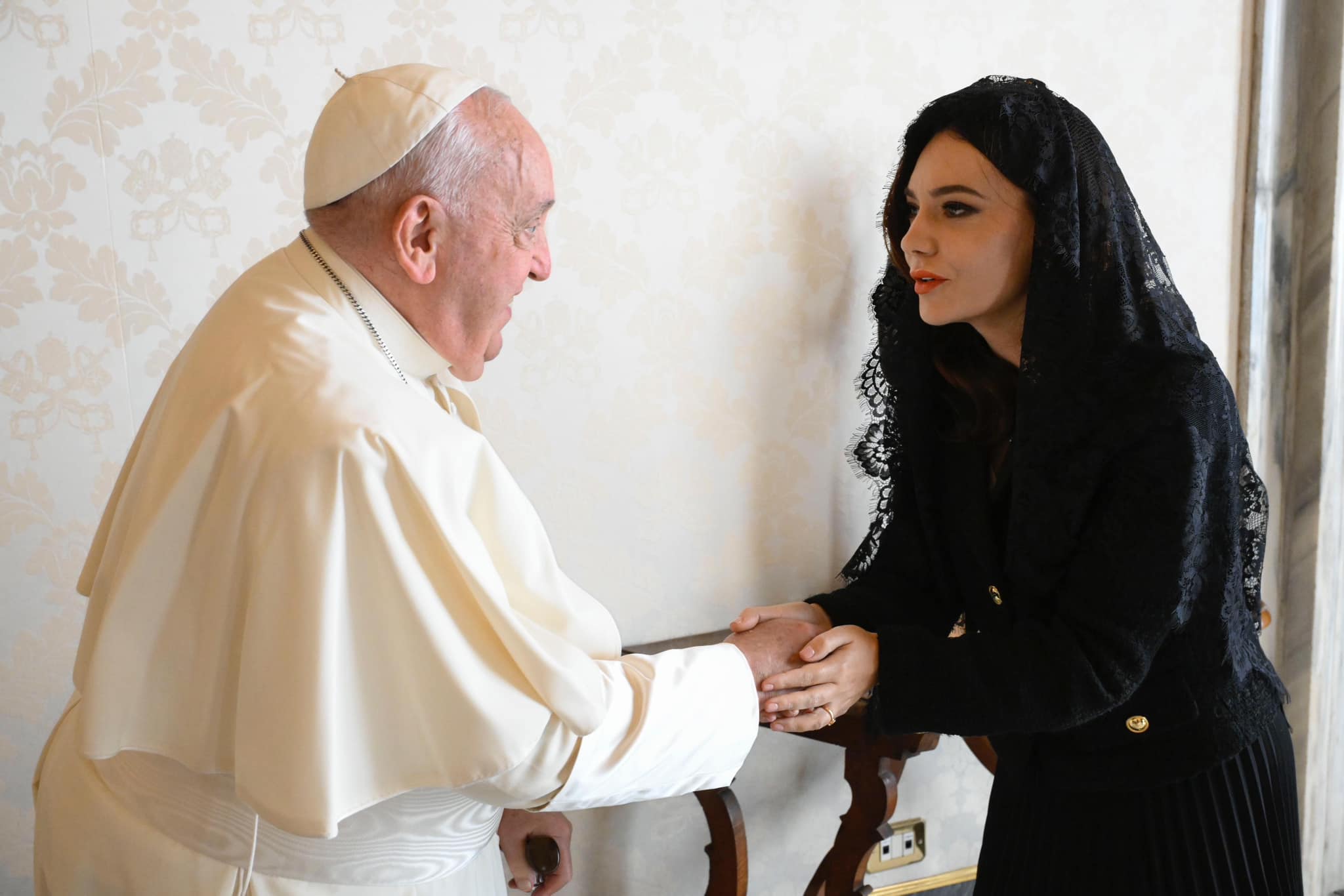 Spiropali mesazh të ndjerë lamtumire Papa Françeskut: E ndrittë Drita e pambarueme