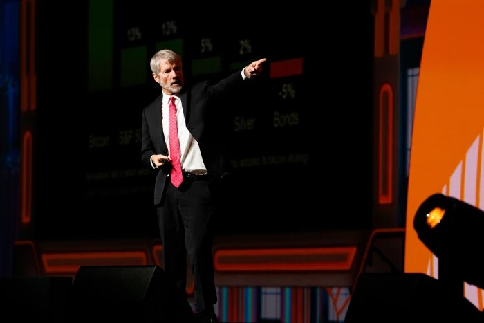 Strategy shpenzon 500 milionë dollarë për të blerë 6,556 BTC