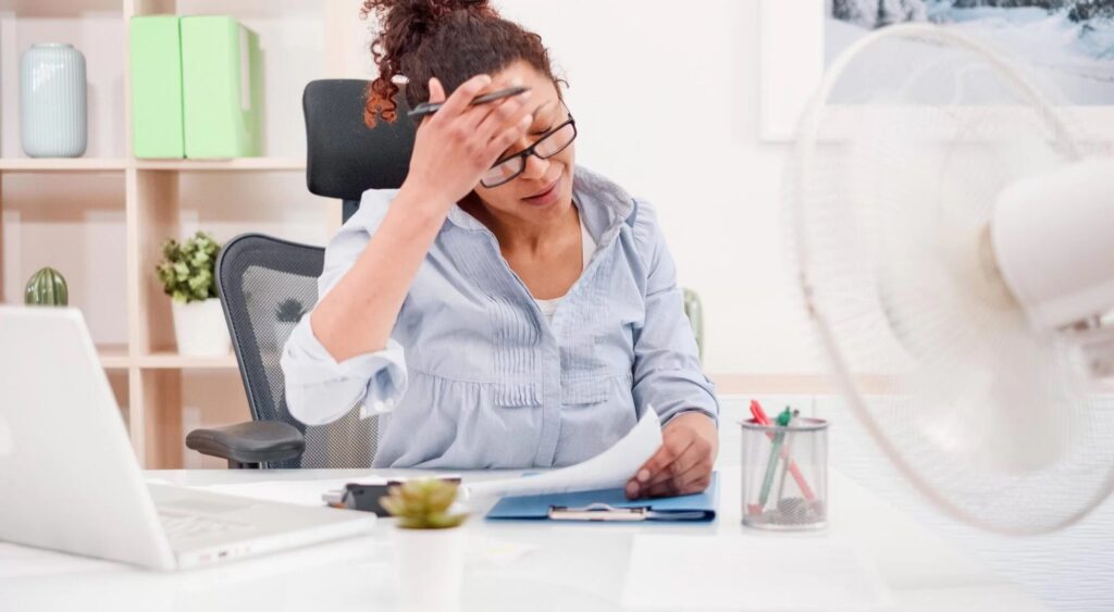 Stresi nga nxehtësia, punonjësit shqiptarë më të cënuarit nga ndryshimet klimaterike