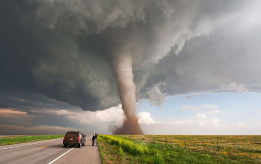 Stuhia e fortë, anulohen fluturimet dhe lëvizjet me trena në Pekin