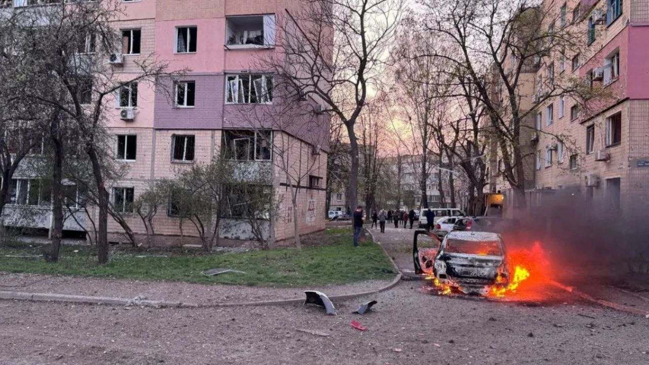 Sulm i rëndë me raketa në qytetin e lindjes së Zelenskyt, të paktën 14 viktima