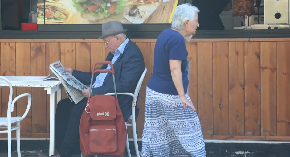 Tatimet: Pensionistët që kanë futur njerëz me qira në banesën ku jetojnë vetë do të taksohen