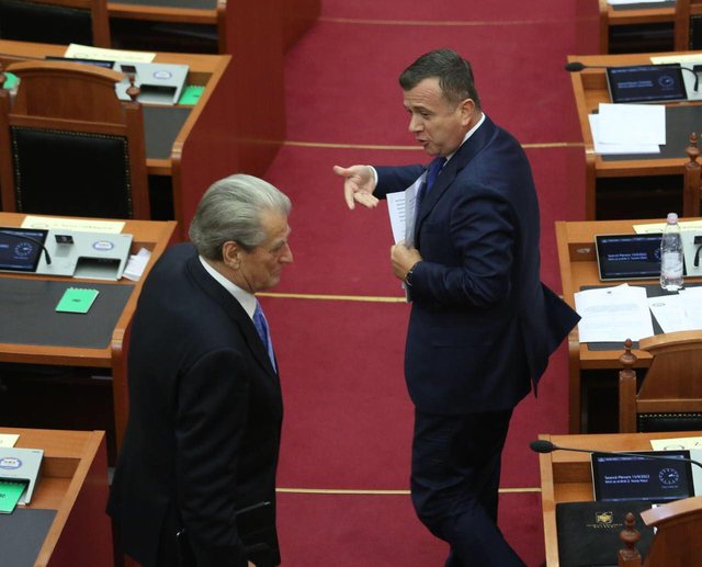 Taulant Balla dhe Sali Berisha “përplasen” në Bruksel, zbardhen axhendat e takimeve