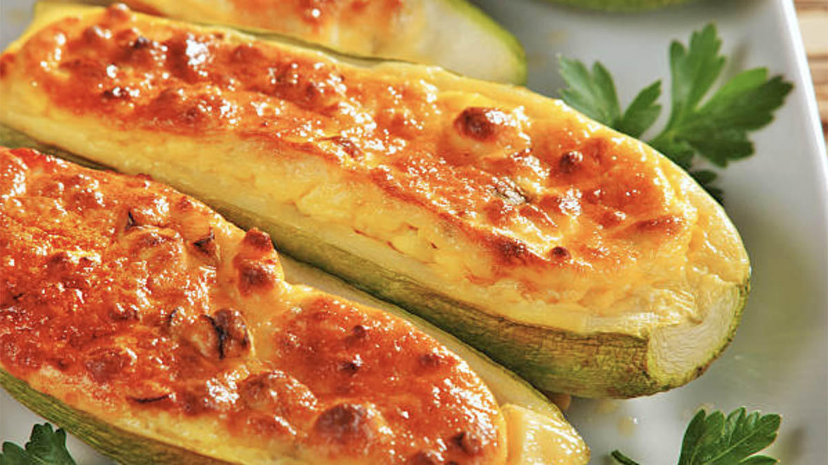 Tavë me Kungulleshka të Mbushura me Perime – Si ta Përgatisni Krejt Lehtë