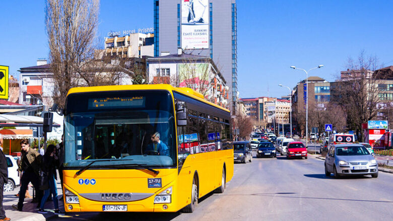 Të gjithë udhëtarët që mbërrijnë në Stacionin e Autobusëve në Prishtinë, përfitojnë falas biletën pë transportin urban