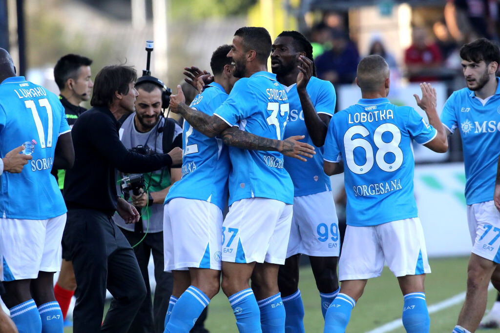 Te Napoli besojnë te titulli: Të mendojmë për ndeshjet tona, të shohim se çdo të dhurojë maji