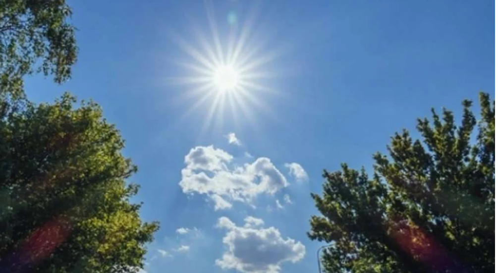 Temperaturat rriten deri në 24 gradë C, si parashikohet moti për këtë të diel
