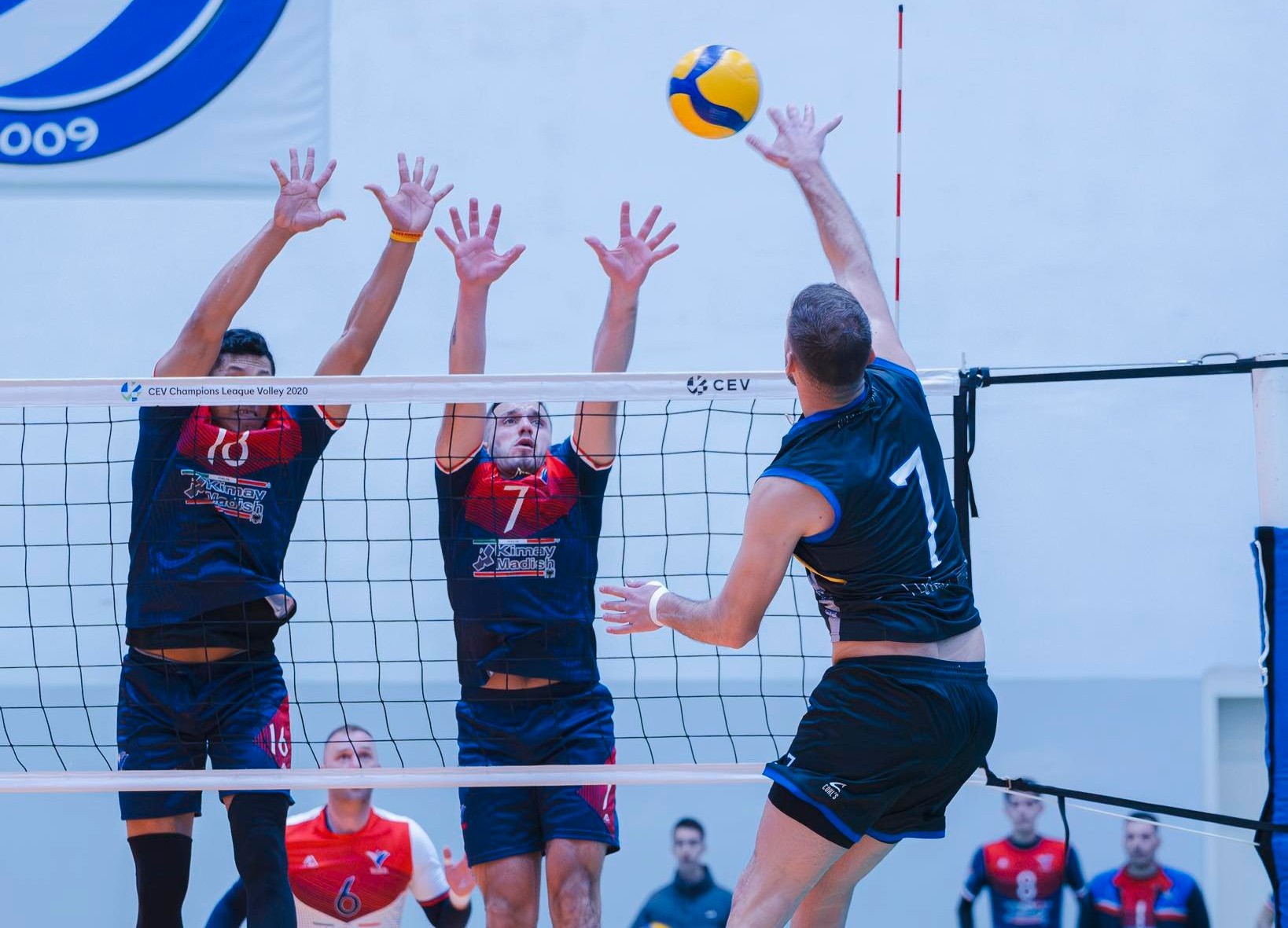Tirana siguron një vend në gjysmëfinale, Studenti e Teuta shkojnë me ndeshje shtesë