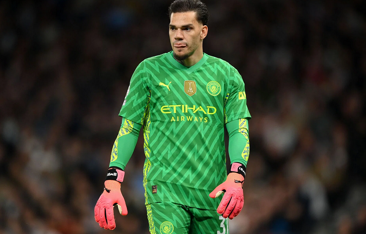 Tjetër dëmtim për City, Ederson: Sezon i vështirë mes gabimeve dhe problemeve fizike