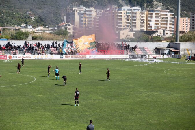 Tolerancë zero nga Komisioni i Disiplinës, gjoba për elitën, Flamurtari do i luajë ndeshjet pa tifozë
