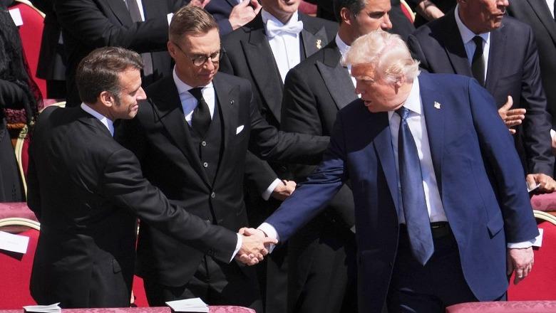 Trump dhe Macron i japin ‘paqen’ njëri tjetrit gjatë ceremonisë mortore të Papa Françeskut
