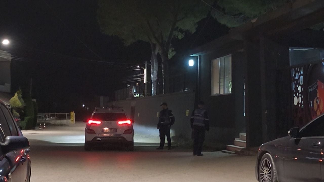 “U sulmuan pa asnjë motiv”/ Incidenti në Fier, reagon BKH: Agjentët po kryenin detyrën!