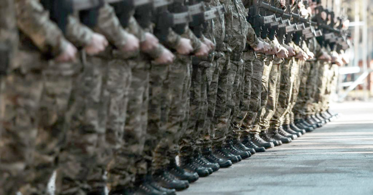 Vendet e Ballkanit po armatosen me ritme të frikshme, pse pakti Serbi-Hungari po shitet si historik, ja truku i Vuçiçit