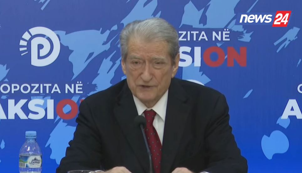 Video-lajm! Pasi ngatërroi datën e zgjedhjeve, Berisha harron edhe në cilin vit jemi