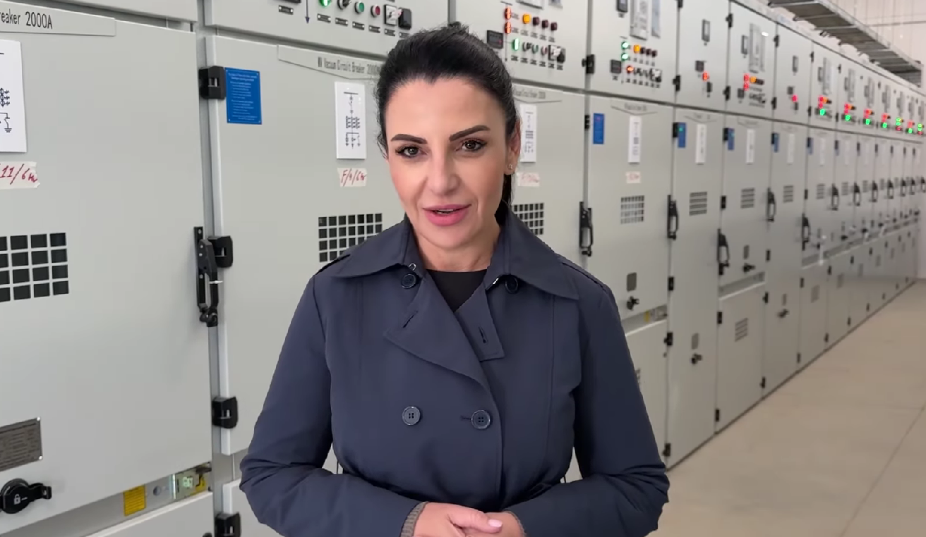 VIDEO/ Nënstacioni i Kuçovës, zv/kryeministrja Balluku: Energji pa ndërprerje dhe me cilësi të lartë