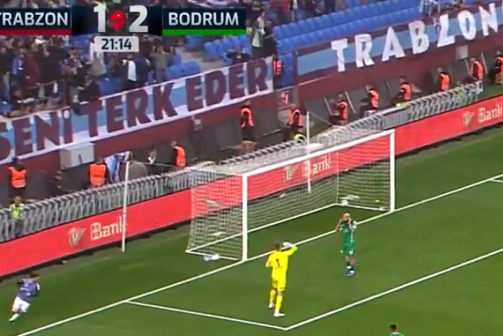 VIDEO/ Nuk merret vesh me portierin dhe në fund debatojnë, gabimi gjen edhe Arlind Ajetin në skenë