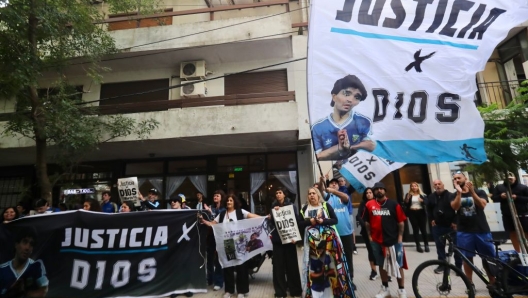 Vijon gjyqi i Maradonës, dalin rezultatet e autopsisë: Asnjë gjurmë dr*ge apo alkooli në trup