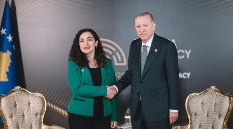 Vjosa Osmani takon Erdogan, zbulohen detajet