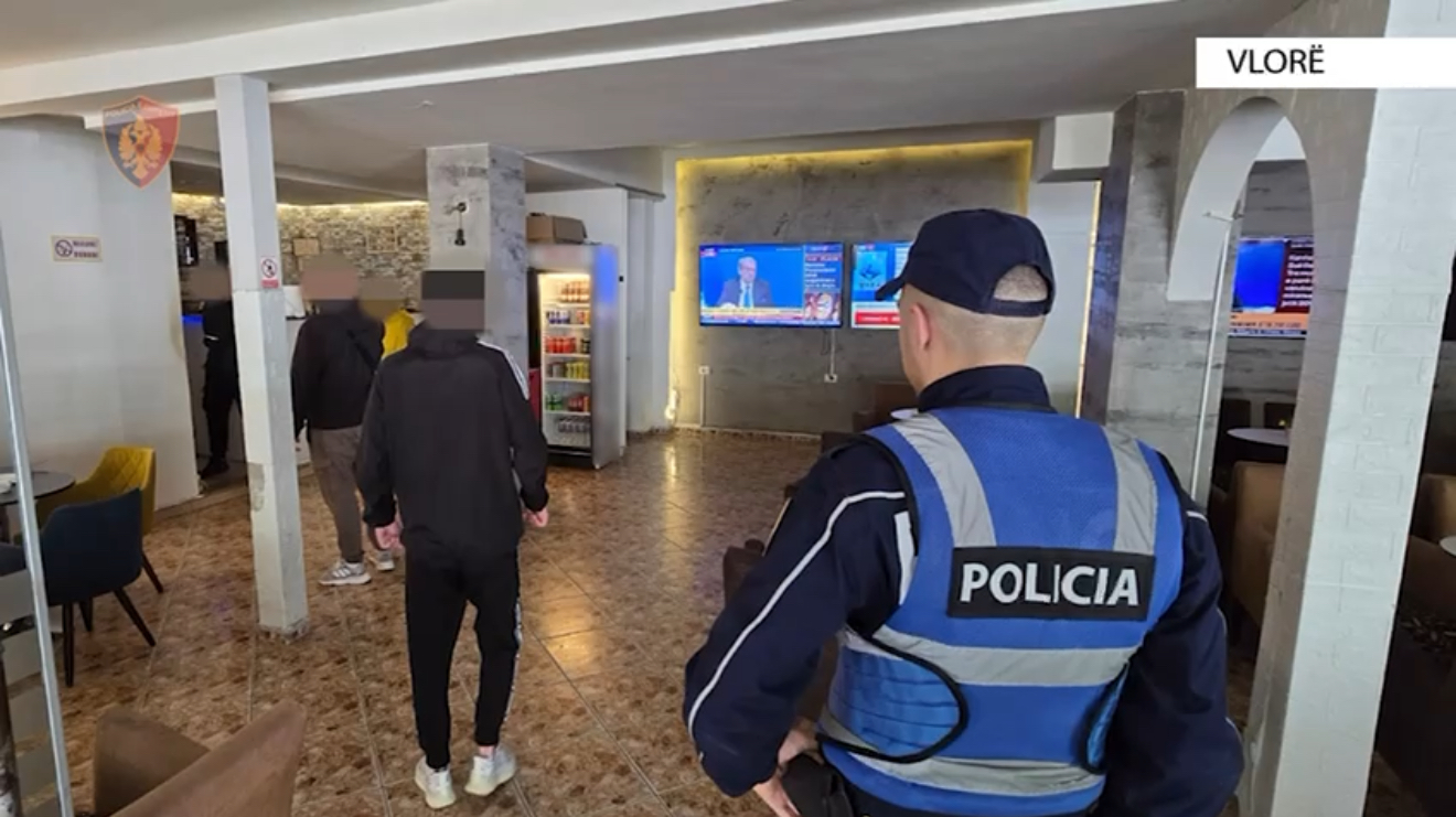 Vlorë – Zbulohet një rast i basteve sportive në një lokal, vihet në pranga një organizator, një tjetër shpallet në kërkim
