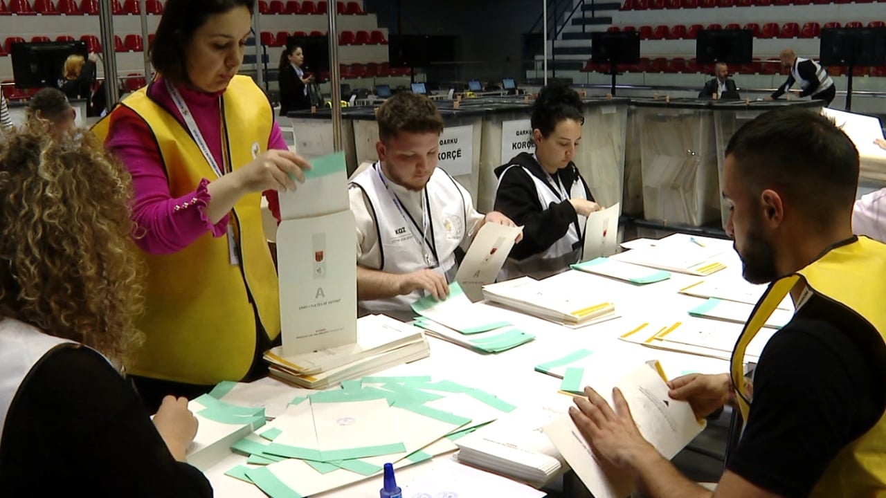 Votat me postë të diasporës, përgatiten zarfet që do të shpërndahen drejt emigrantëve në botë