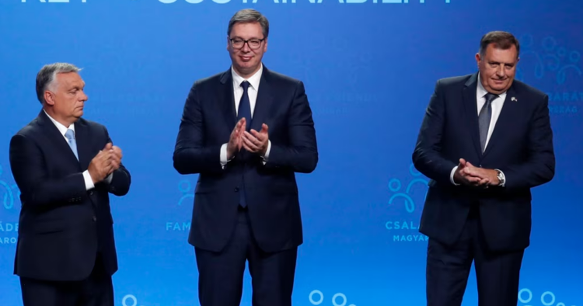 Vuçiç dhe Dodik ‘kërcënojnë’ me një aleancë ushtarake me Hungarinë