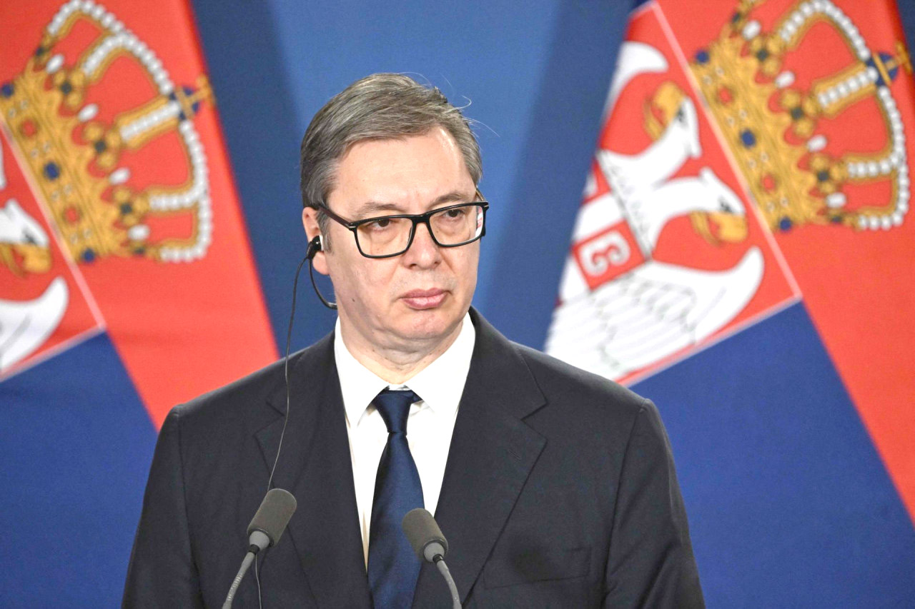 Vuçiç mes dy zjarreve, një nga femrat më të fuqishme në BE po e kërcënon, ja dilema e madhe e Beogradit